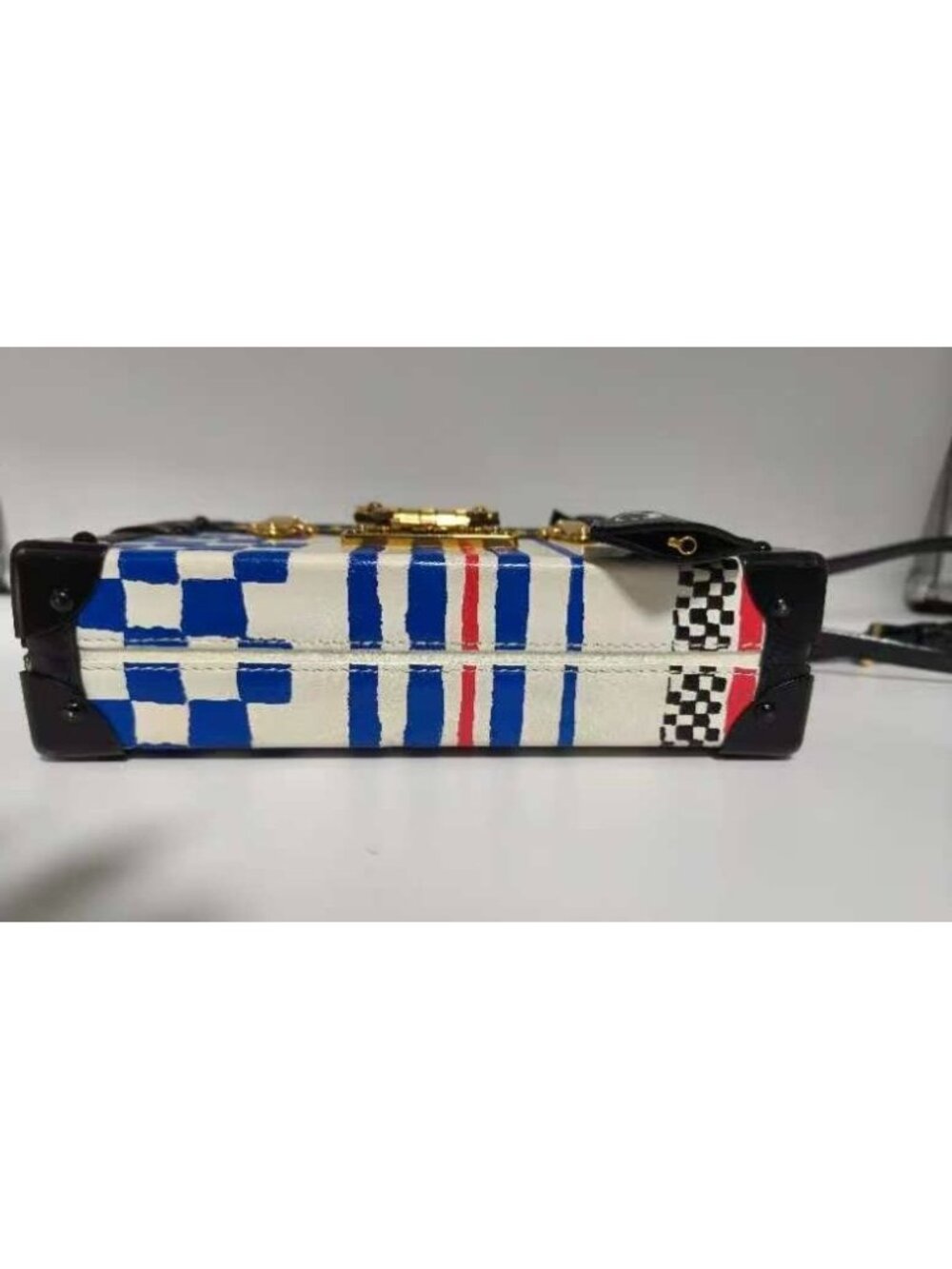 Pre-owned Louis Vuitton Lambskin Grand Prix Petite Malle Clutch White Blue - Picture 8 of 10
